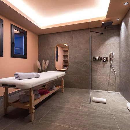 Spacieux A Courchevel, 5 Chambres, Proche Des Pistes - Fr-1-562-86 Chalet *
